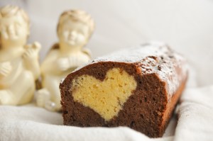 Kēkss ar pārsteigumu